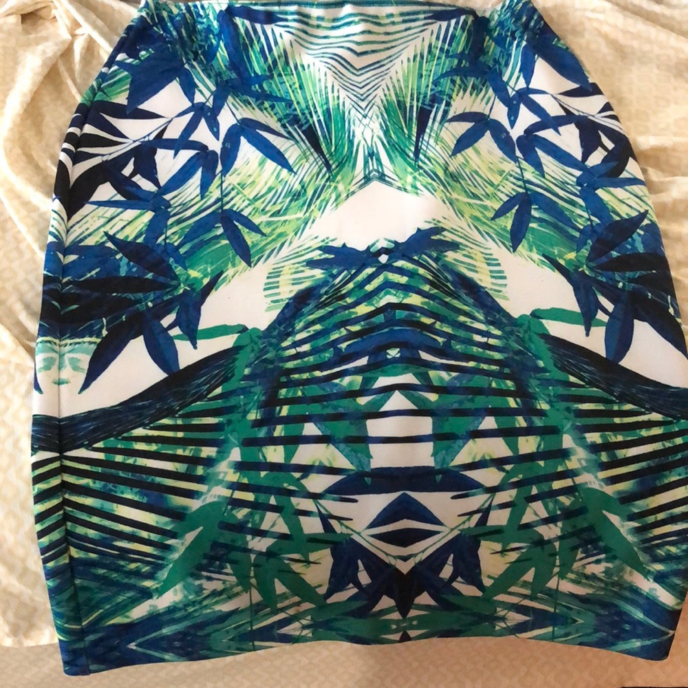 Stretchy skirt